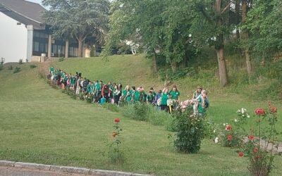 Nagradna ekskurzija učenika OŠ Trpinja -kroz bogatu povijest i prirodne ljepote istočne Srbije